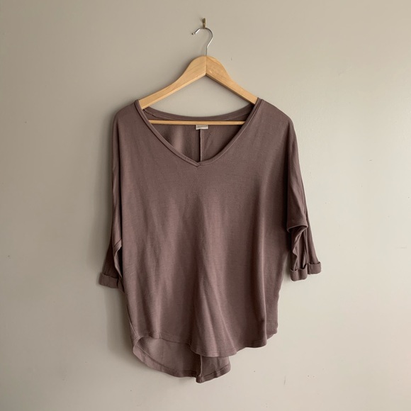 Tops - Brown 3/4 sleeve soft top